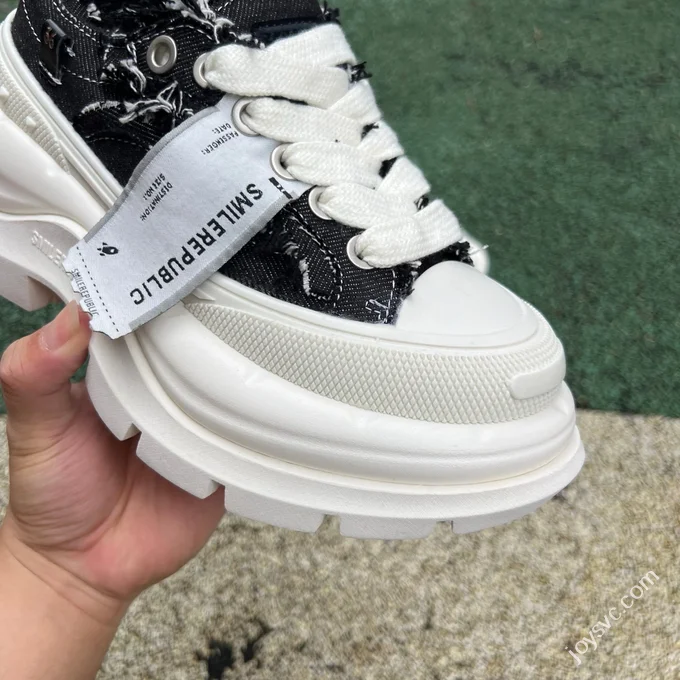 SMILEREPUBLIC Dad Shoes Black White