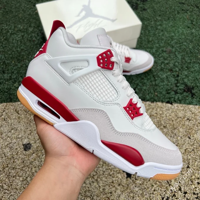 LJR Version Nike SB x Air Jordan 4 Varsity Red DR5415-106