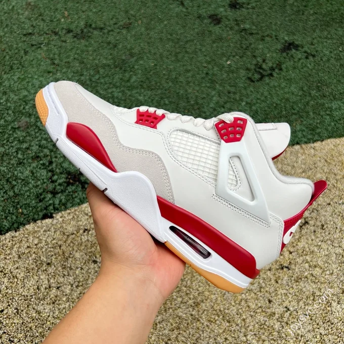 LJR Version Nike SB x Air Jordan 4 Varsity Red DR5415-106
