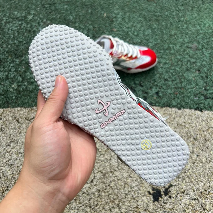ON MAX Training Trainer Shoes Grey Red