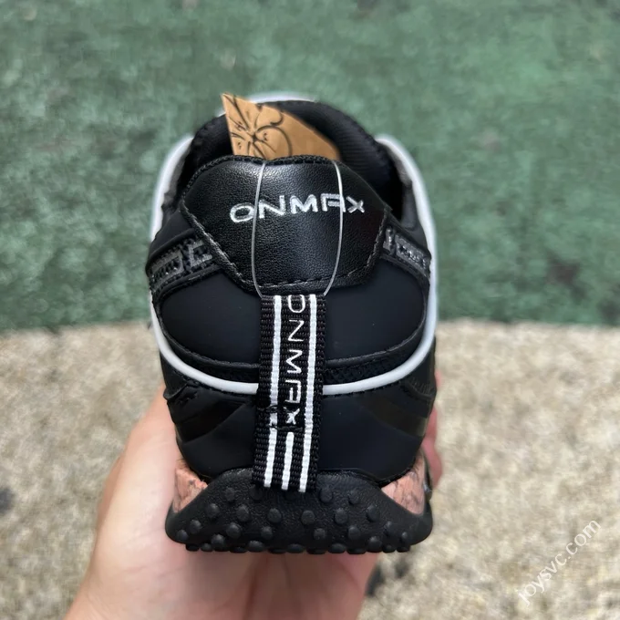 ON MAX Training Trainer Shoes Black Silver