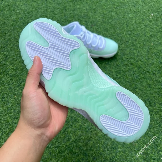 AJ11 Low Mint Green WMNS AJ11 Low Top Basketball Shoes AH7860-103
