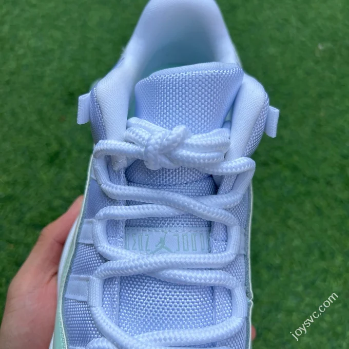 AJ11 Low Mint Green WMNS AJ11 Low Top Basketball Shoes AH7860-103