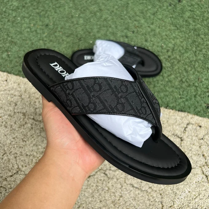 Dior Alias Calfskin Flip-Flops Black Men's Beige