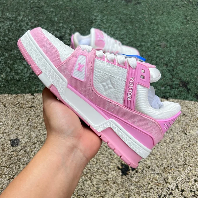 Pure Original LOUIS VUITTON Trainer White Pink