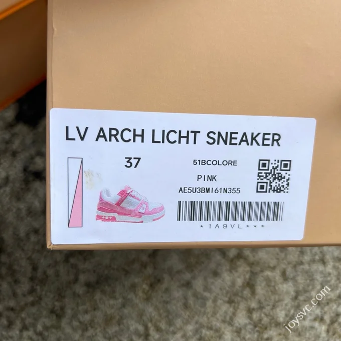 Pure Original LOUIS VUITTON Trainer White Pink