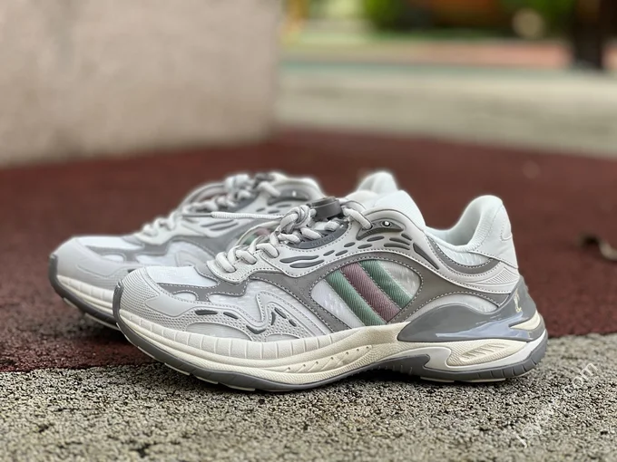 GUCCI Round Toe Drawstring 2.0 Grey