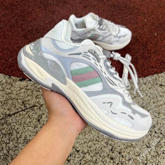 GUCCI Round Toe Drawstring 2.0 Grey