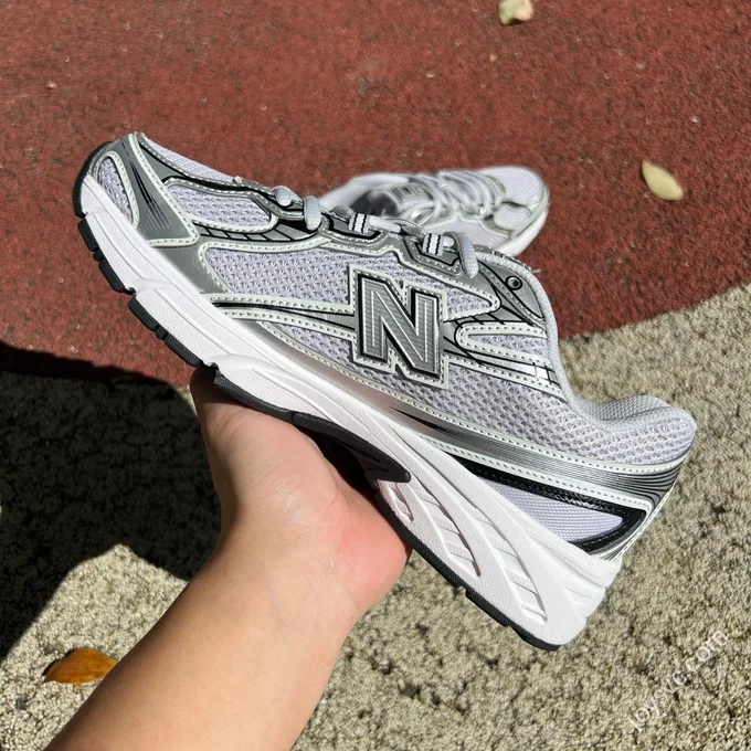 NB740JPG Grey Silver