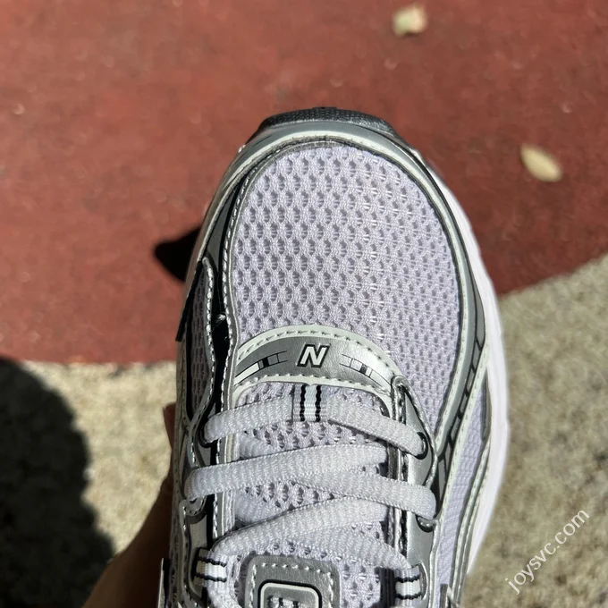 NB740JPG Grey Silver