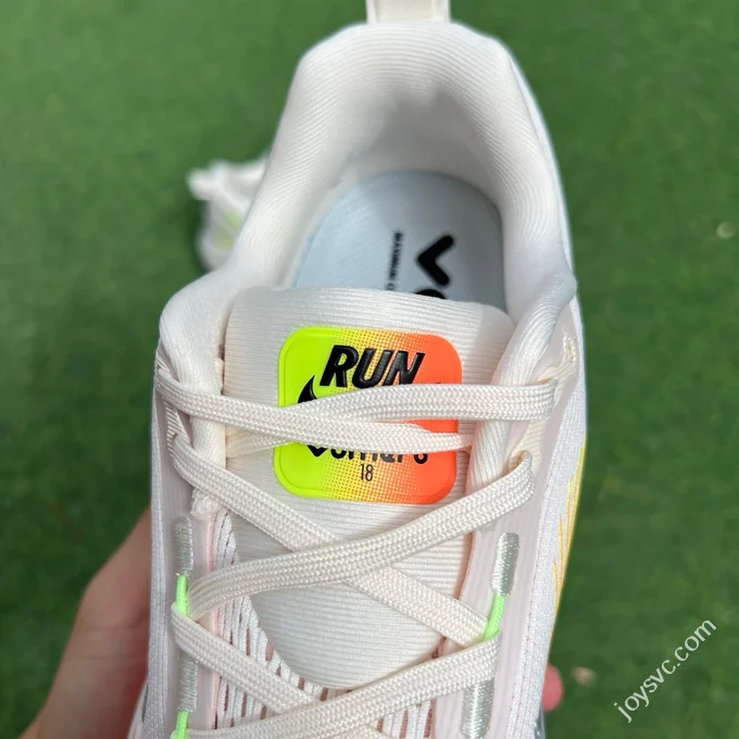 Nike Vomero 18 White Pink Green Marathon Running Shoes HM6804-002