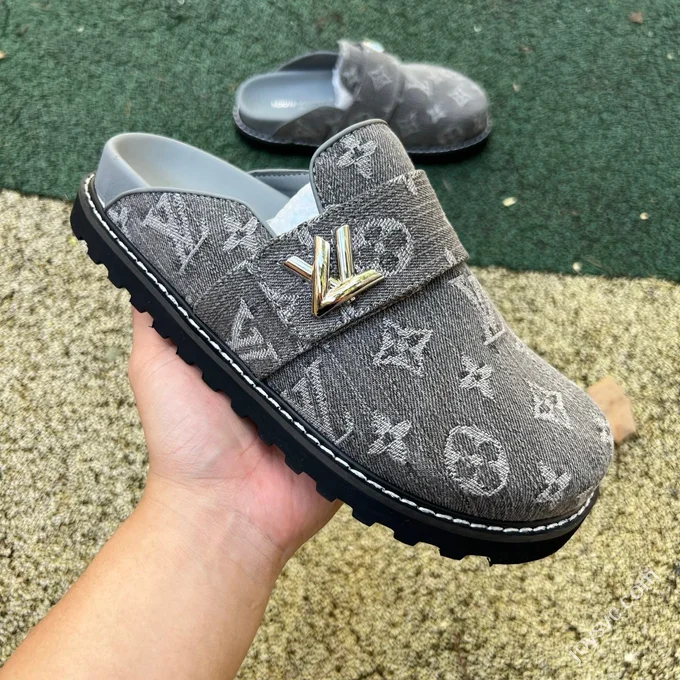 LV Half-Slipper Grey LOUIS VUITTON Cosy Comfort Denim Mules