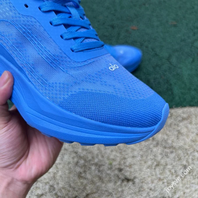 Alo Yoga Runner Low Sneaker Alo Blue