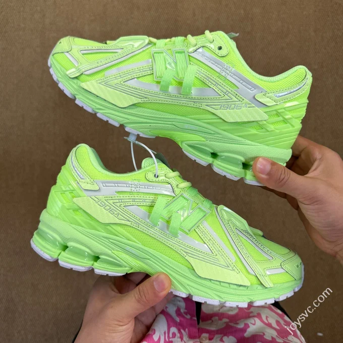NB1906 Fluorescent Green U1906AF