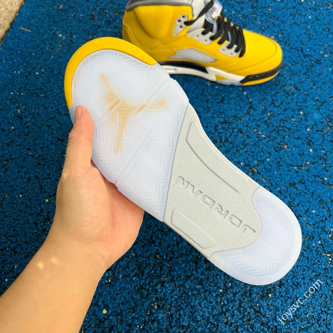 AJ5 Tokyo Air Jordan 5 IO3372-700