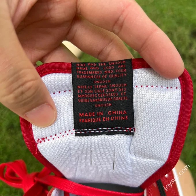Pure Original AJ1 Travis Scott Low Top White Black Red DM7866-101