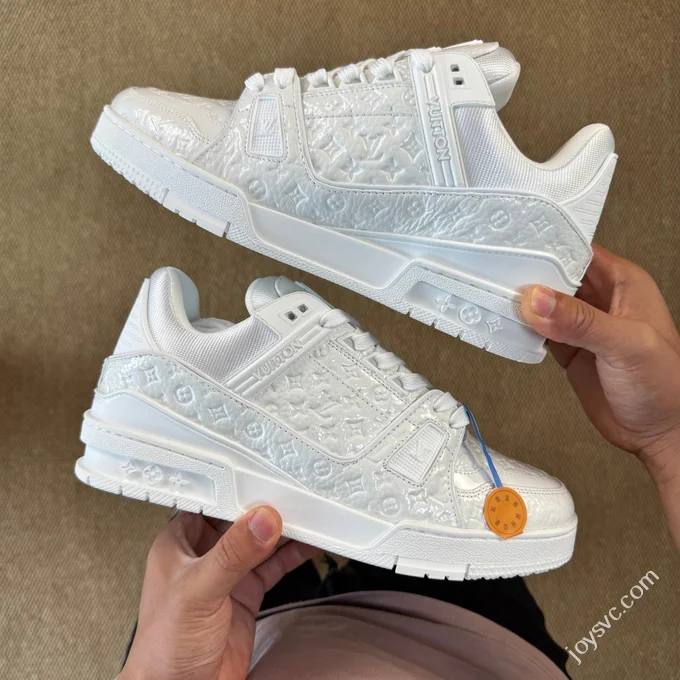 LV White Patent Leather Meteor LOUIS VUITTON Trainer