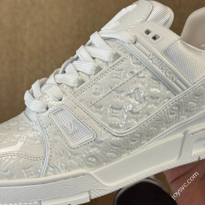 LV White Patent Leather Meteor LOUIS VUITTON Trainer