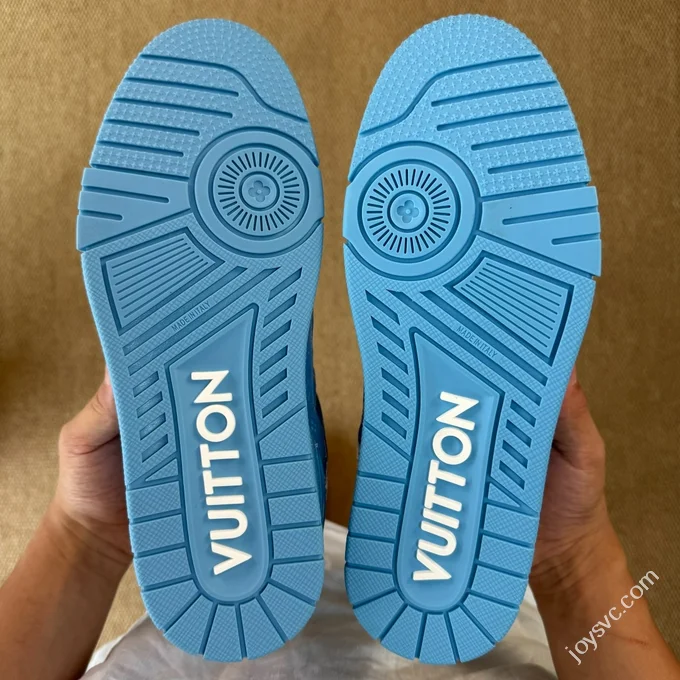 LV Blue Patent Leather Meteor LOUIS VUITTON Trainer