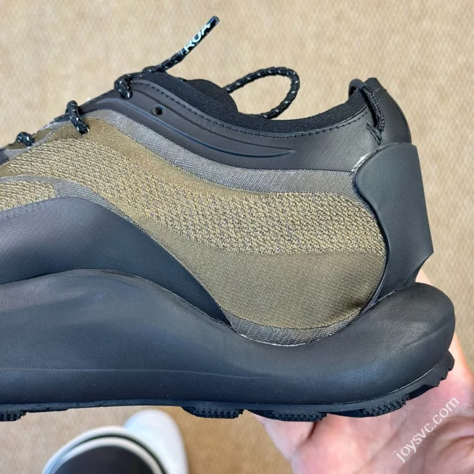 Roa Hiking Outdoor Shoes Nylon Black Brown Gorpcore Style