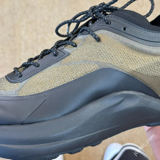 Roa Hiking Outdoor Shoes Nylon Black Brown Gorpcore Style
