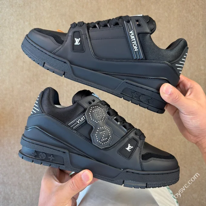 LV Nigo Collaboration Portrait Black LOUIS VUITTON Trainer
