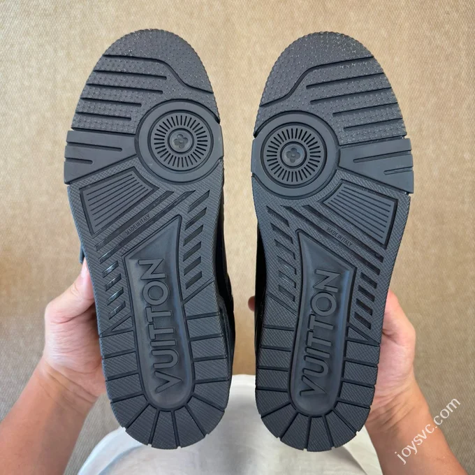 LV Nigo Collaboration Portrait Black LOUIS VUITTON Trainer
