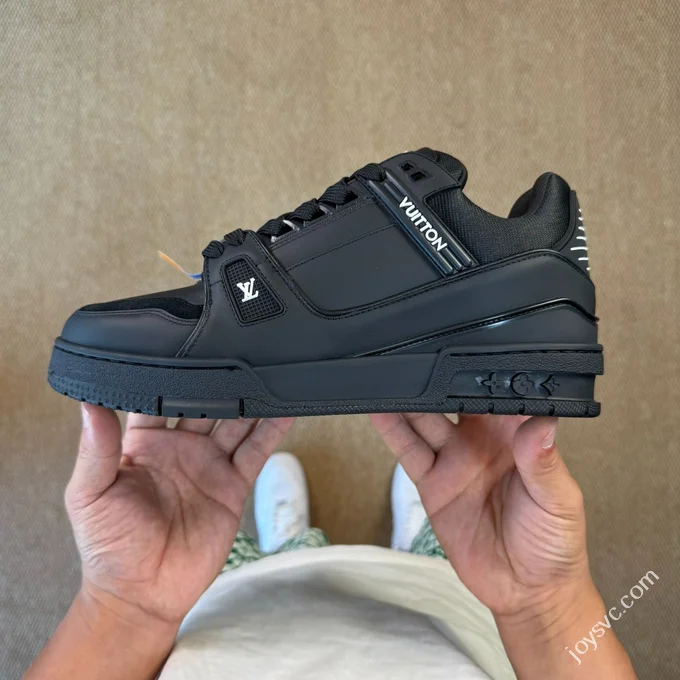 LV Nigo Collaboration Portrait Black LOUIS VUITTON Trainer