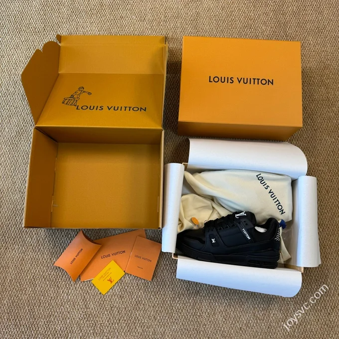 LV Nigo Collaboration Portrait Black LOUIS VUITTON Trainer