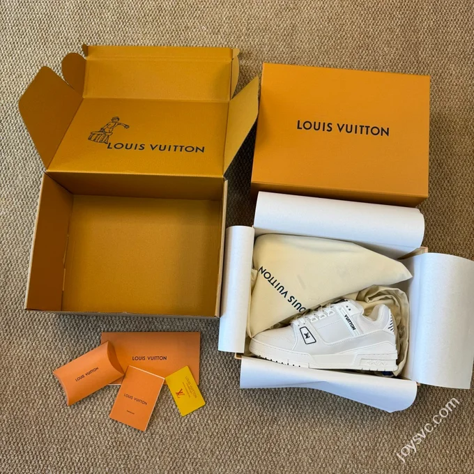 LV Nigo Collaboration Portrait White LOUIS VUITTON Trainer