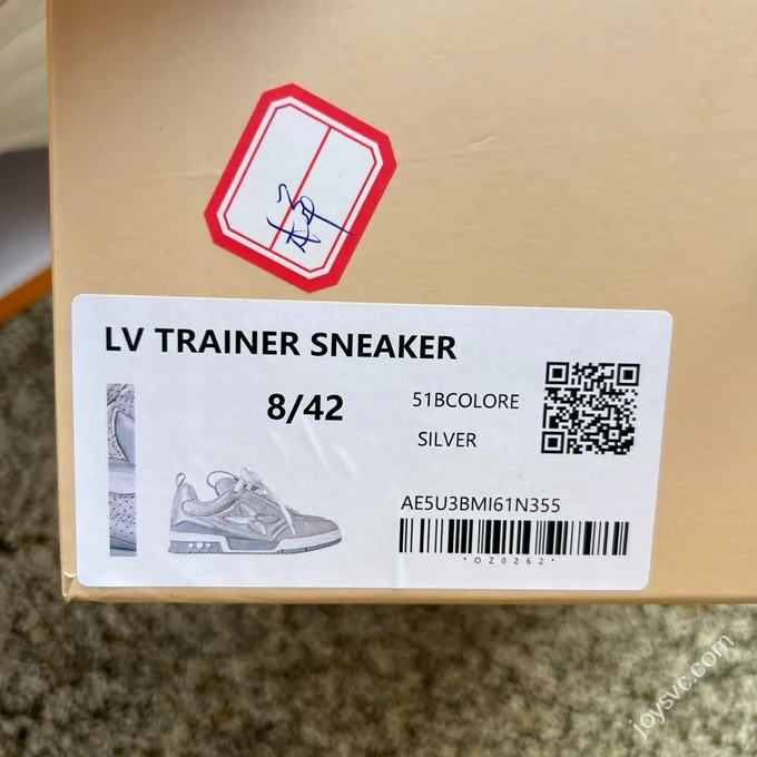 LOUIS VUITTON Skate LV Sneakers Metallic Silver