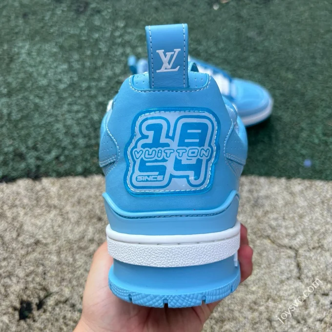 LOUIS VUITTON Skate LV Sneakers Blue