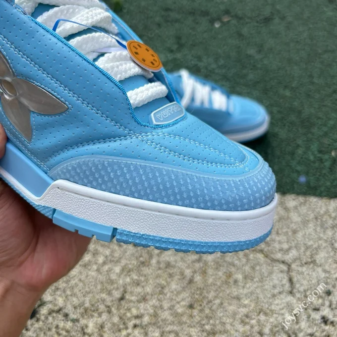 LOUIS VUITTON Skate LV Sneakers Blue