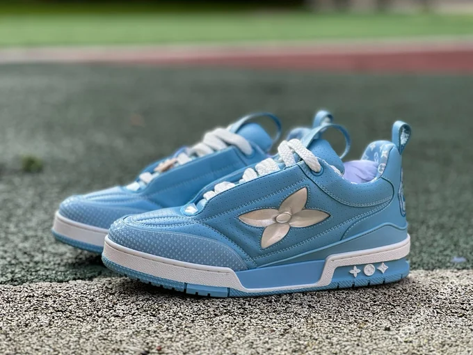 LOUIS VUITTON Skate LV Sneakers Blue