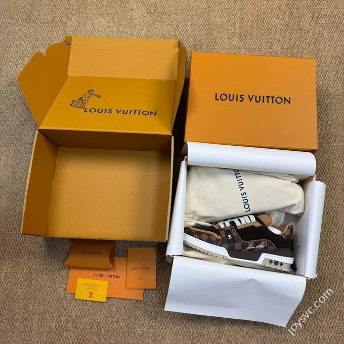 LV Nigo Collaboration Portrait Monogram Brown LOUIS VUITTON Trainer