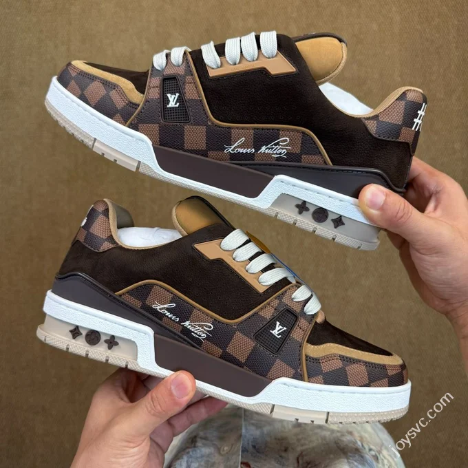 LV Nigo Collaboration Portrait Monogram Brown LOUIS VUITTON Trainer