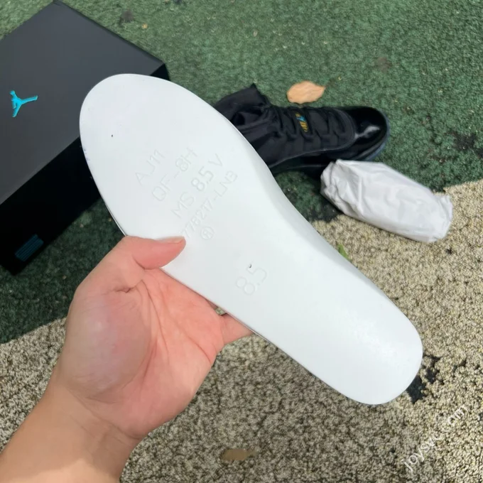 Heyuan Pure Original Air Jordan 11 