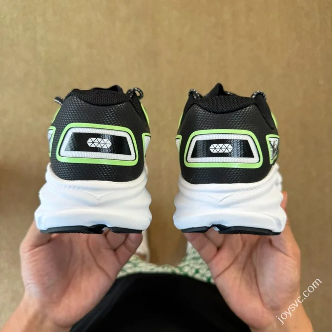 HOKA ONE ONE Clifton 9 Marathon Running Shoes Black White Green 1155370/BWHT