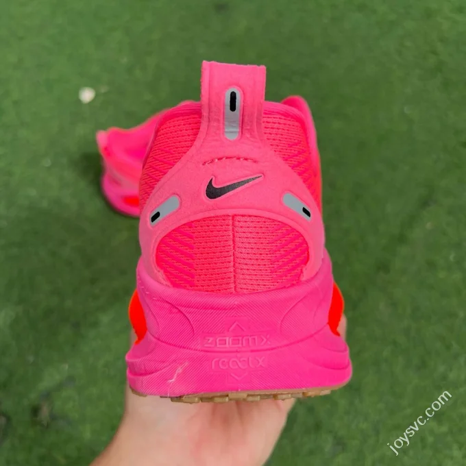 Nike Vomero 18 Running Shoes Pink Red HM6804-602