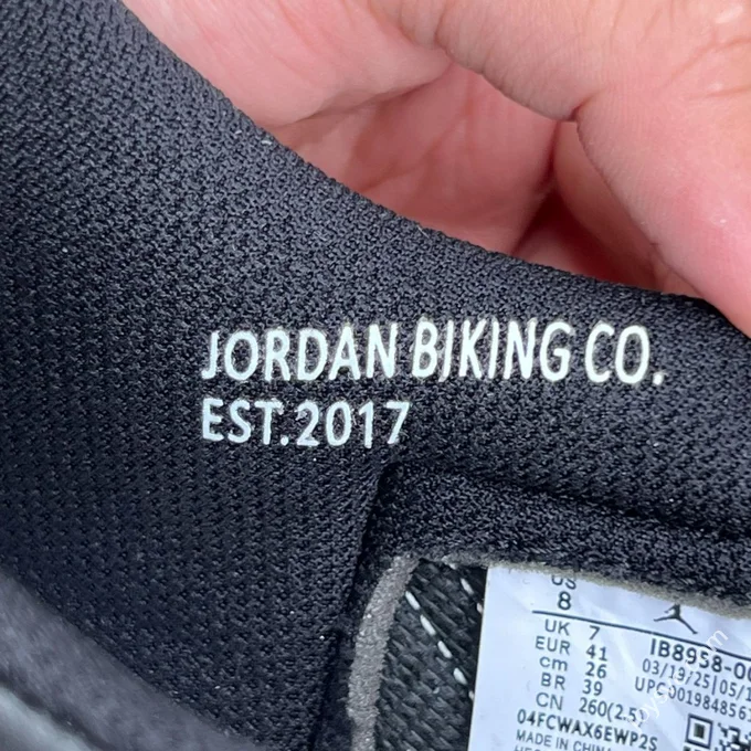 Pure Original AJ1 Low Top White Black Red Nigel Bike IB8958-001