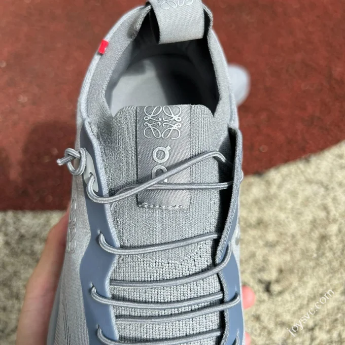 On x LOEWE Cloudtilt Grey