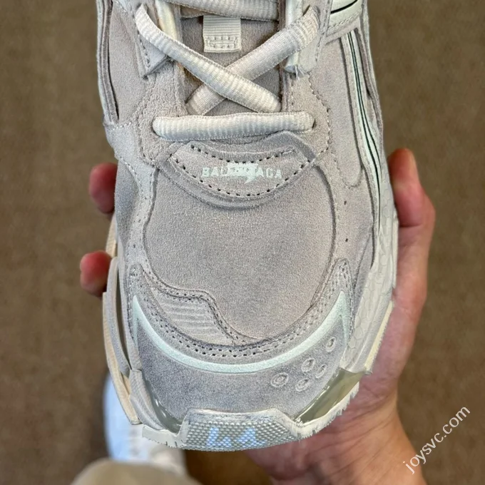 VG Balenciaga Runner 7.0 New Suede Beige White