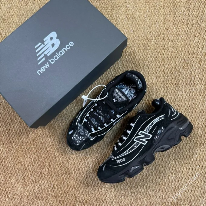 C Version New Balance NB1000 x Atmos Black White M1000BW