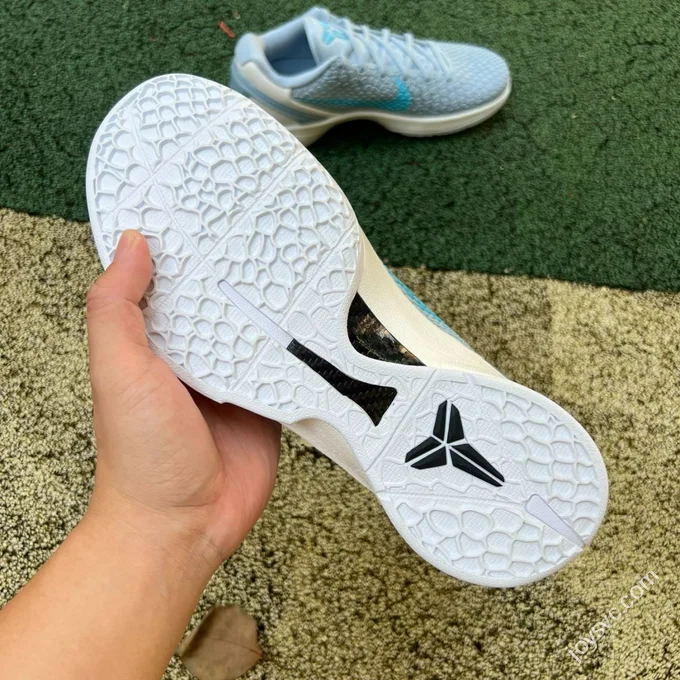 Pure Original Kobe 6 Caitlin Clark UNC Blue Collaboration IO3672-400