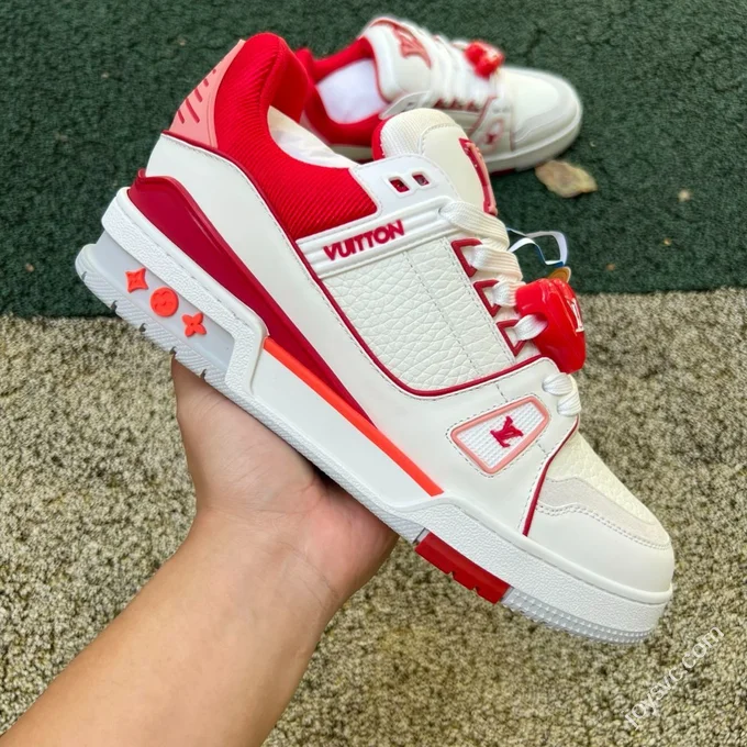 LOUIS VUITTON Trainer LV White Red