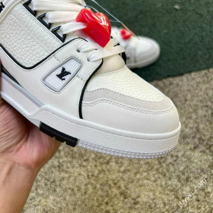 LOUIS VUITTON Trainer LV White Black