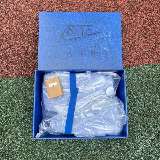 AJ4 Blue Brick Nigel Sylvester HF4340-400
