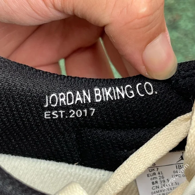 AJ1 Low White Black Red Nigel Bike IB8958-001