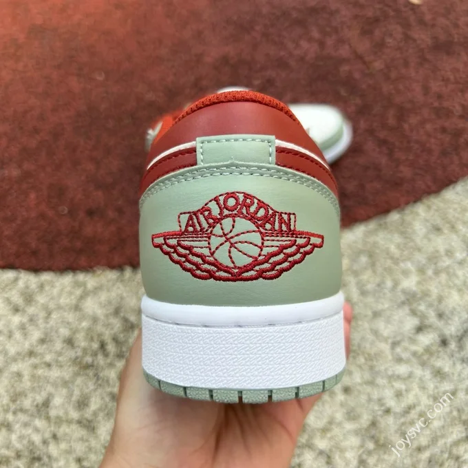 AJ1 Low White Green Red
