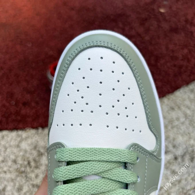 AJ1 Low White Green Red